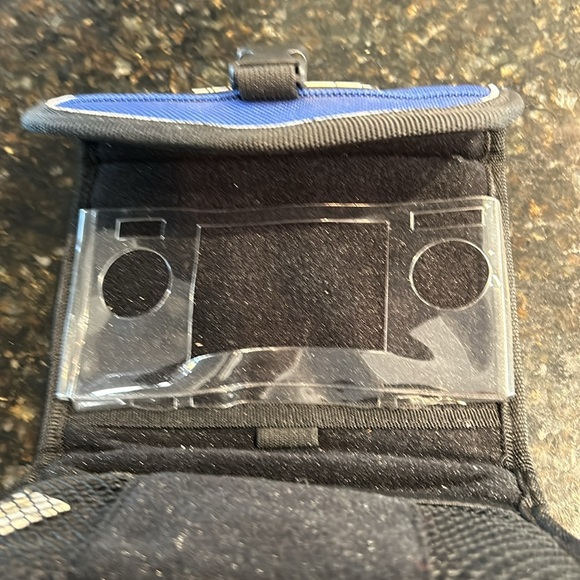 Official Nintendo DS Nylon Heavy Duty Carrying Case, Switch’n Carry, like new - Picture 3 of 4